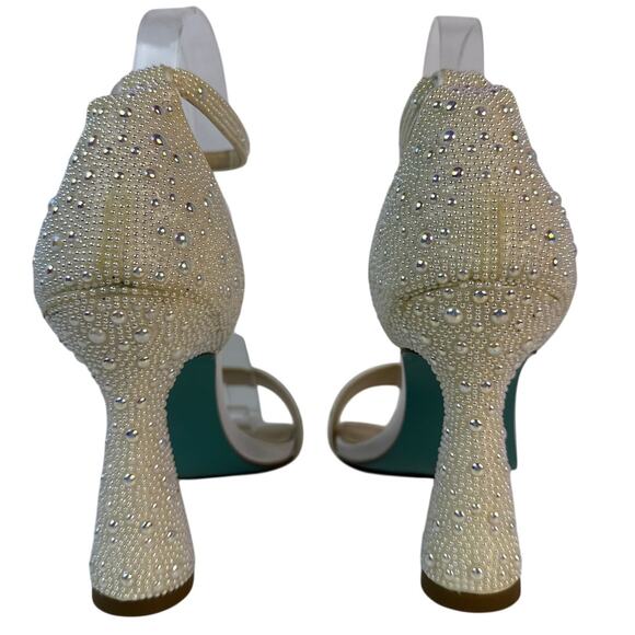 Betsey Johnson Sandals Dani Pearl Womens 7.5 M  Ivory Spool Heel Ankle Buckle - Picture 8 of 11